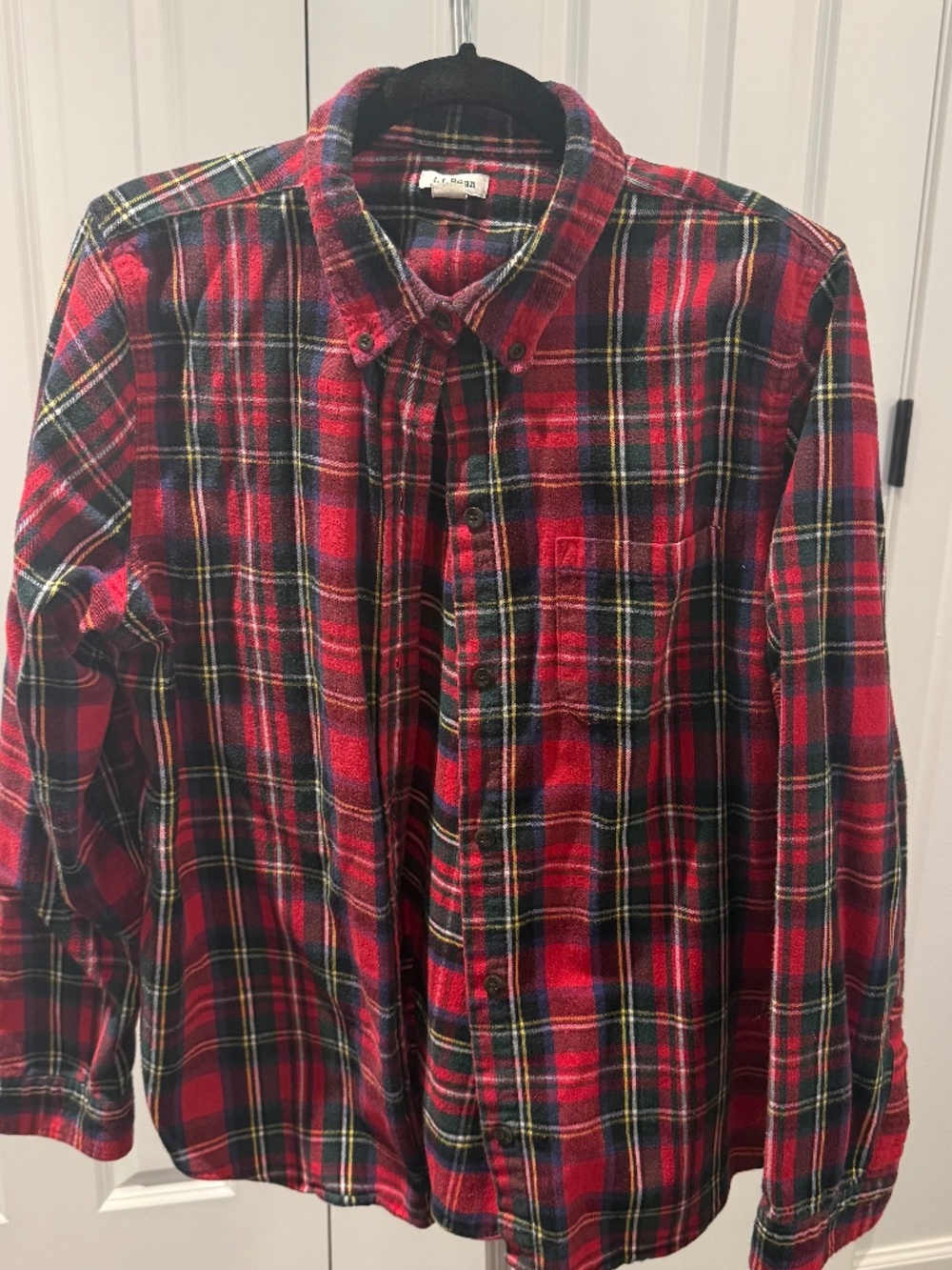 L.L. Bean Size M Red Flannel